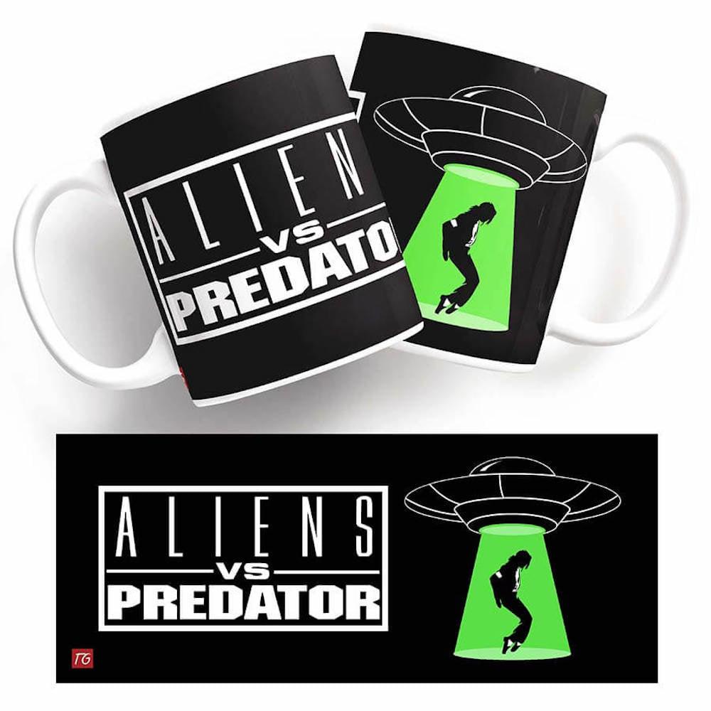 Twisted Gifts brings you a funny Alien Vs Predator mug.